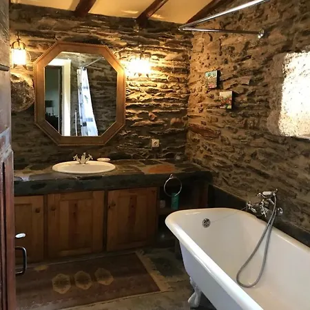 Orman Evi Quinta Do Vale Coelheiro Touloes